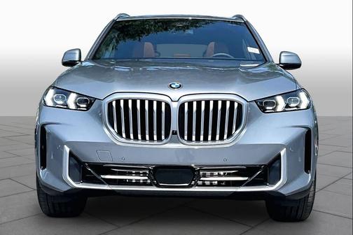 Skyscraper Grey Metallic 2026 BMW X5 xDrive40i