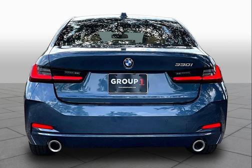 Arctic Race Blue Metallic 2025 BMW 330 330i