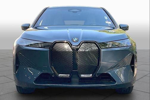 2026 BMW iX xDrive60