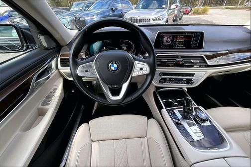 2020 BMW 750 i xDrive