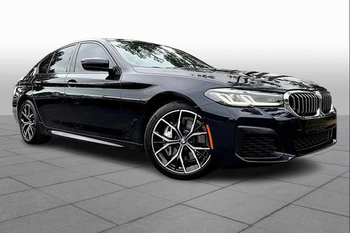 2022 BMW 540 i
