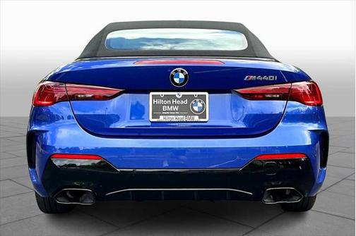 2025 BMW M440 i