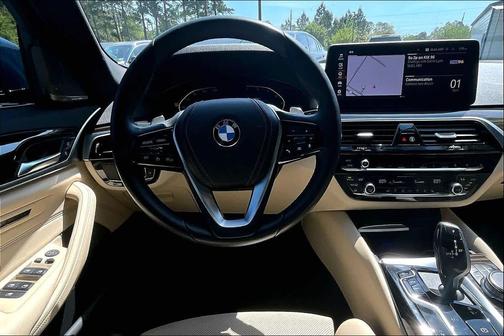 2023 BMW 530 i