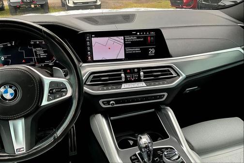 2023 BMW X6 xDrive40i