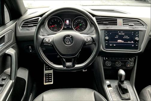 2020 Volkswagen Tiguan 2.0T SE R-Line Black