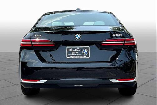 2026 BMW 530 i xDrive