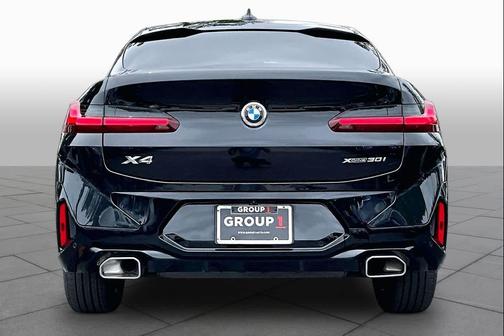 Black Sapphire Metallic 2025 BMW X4 xDrive30i