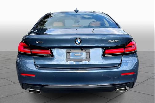 2023 BMW 540 i xDrive