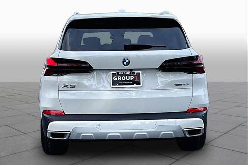 Alpine White 2026 BMW X5 sDrive40i
