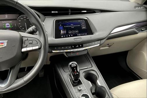 2021 Cadillac XT4 Luxury