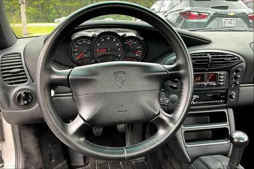 1999 Porsche Boxster 2dr Roadster Manual