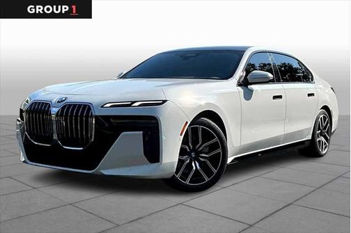 2024 BMW 740 i