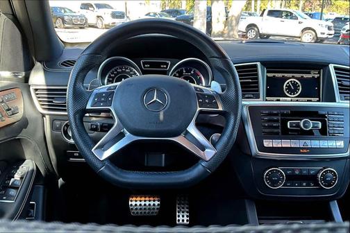 2015 Mercedes-Benz M-Class 4MATIC