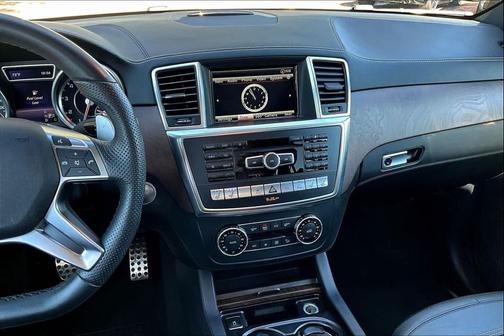 2015 Mercedes-Benz M-Class 4MATIC