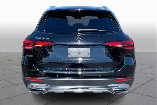 2023 Mercedes-Benz GLC 300 Base