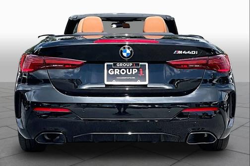 Black Sapphire Metallic 2025 BMW M440 i