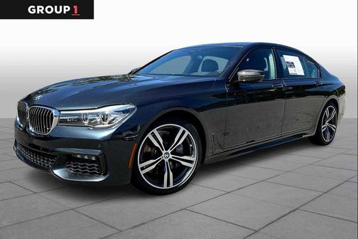 2019 BMW 740 740i