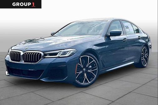 Arctic Race Blue Metallic 2023 BMW 540 i