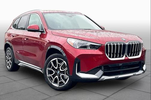 Vegas Red Metallic 2026 BMW X1 xDrive28i