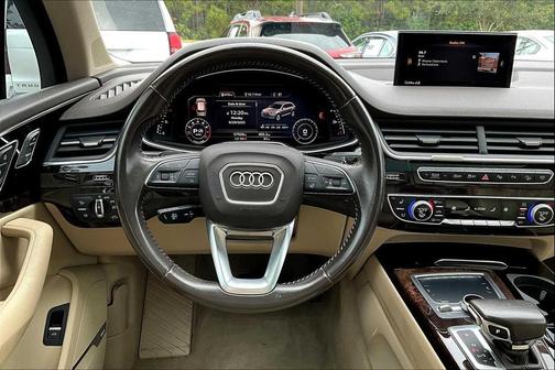 2019 Audi Q7 55 Prestige