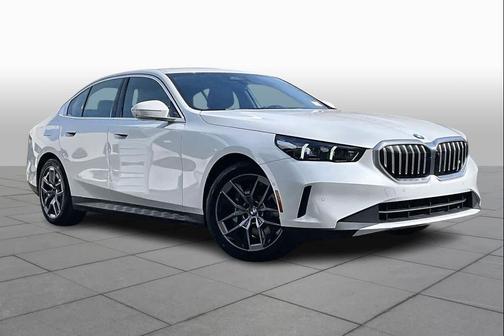 White 2026 BMW 530 530i
