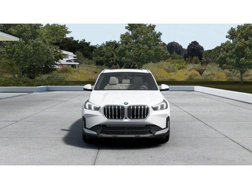 Mineral White Metallic 2026 BMW X1 xDrive28i