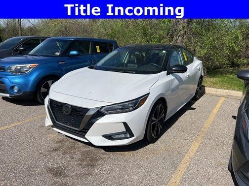 White 2023 Nissan Sentra SR