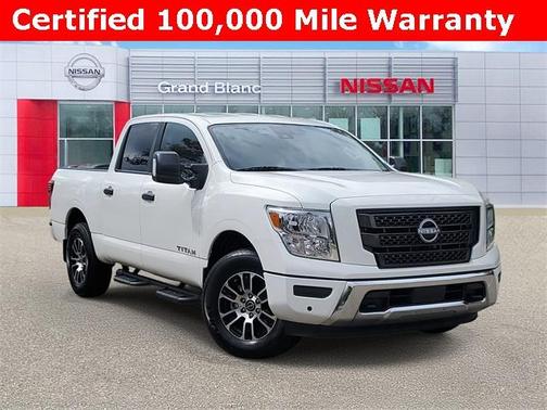 2024 Nissan Titan SV