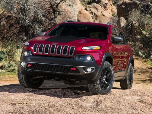 Bright White Clearcoat 2016 Jeep Cherokee Trailhawk