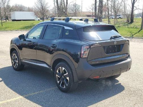 Super Black 2026 Nissan Kicks SV