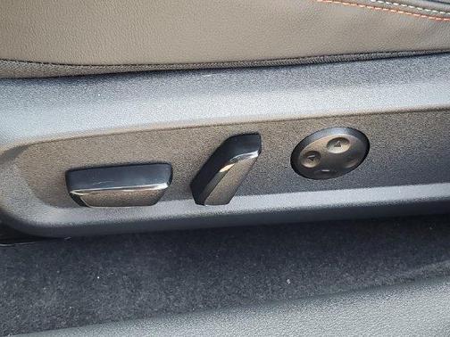 Black 2026 Nissan Sentra SR