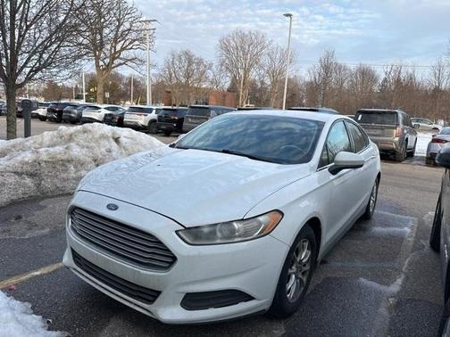 2015 Ford Fusion S