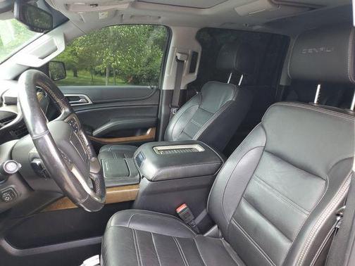Onyx Black 2019 GMC Yukon XL Denali