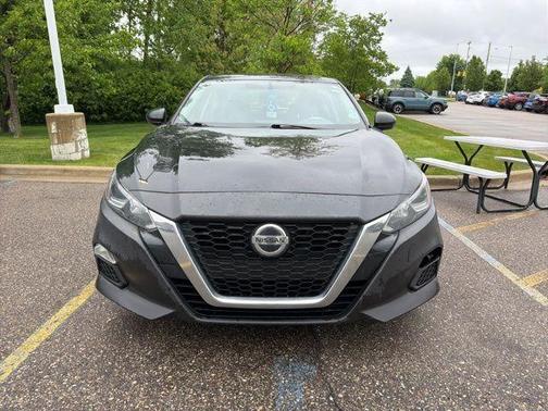 Super Black Clearcoat 2020 Nissan Altima 2.5 S