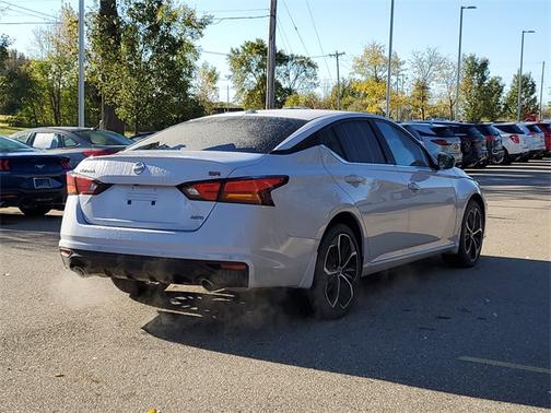 2025 Nissan Altima SR