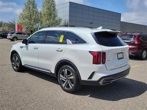 2022 Kia Sorento Hybrid EX