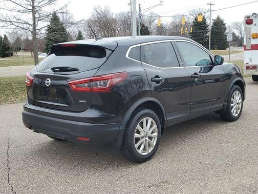 2021 Nissan Rogue Sport S