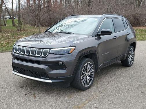 Granite Crystal Clearcoat Metallic 2022 Jeep Compass Limited