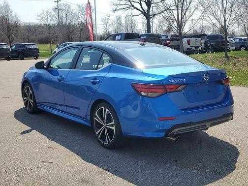 2 Tone Blue / Black Roof 2023 Nissan Sentra SR