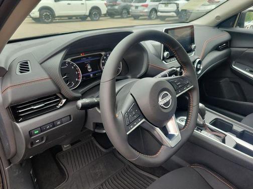 Black 2025 Nissan Sentra SR