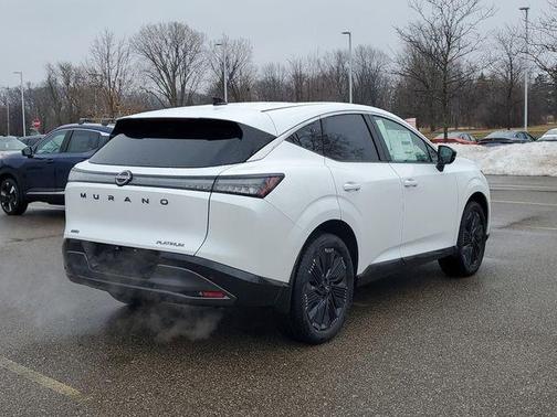 Everest White P 2026 Nissan Murano Platinum