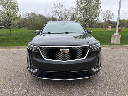 Stellar Black Metallic 2020 Cadillac XT6 Premium Luxury AWD