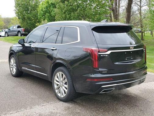 Stellar Black Metallic 2020 Cadillac XT6 Premium Luxury AWD