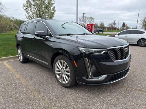 Stellar Black Metallic 2020 Cadillac XT6 Premium Luxury AWD