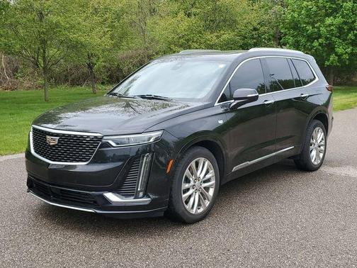 Stellar Black Metallic 2020 Cadillac XT6 Premium Luxury AWD