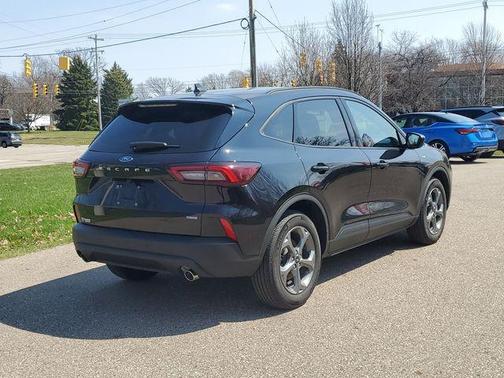 Black Metallic 2025 Ford Escape ST-Line