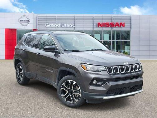 Granite Crystal Clearcoat Metallic 2023 Jeep Compass Limited
