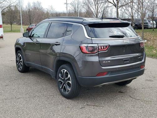 Granite Crystal Clearcoat Metallic 2023 Jeep Compass Limited