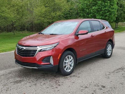 Radiant Red 2023 Chevrolet Equinox 1LT