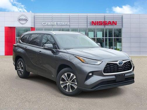 2024 Toyota Highlander Hybrid XLE